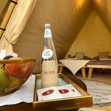 Hotel Husaak Glamping à Al-Ula Extérieur photo