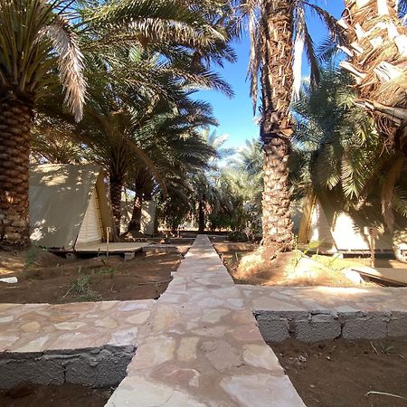 Hotel Husaak Glamping à Al-Ula Extérieur photo