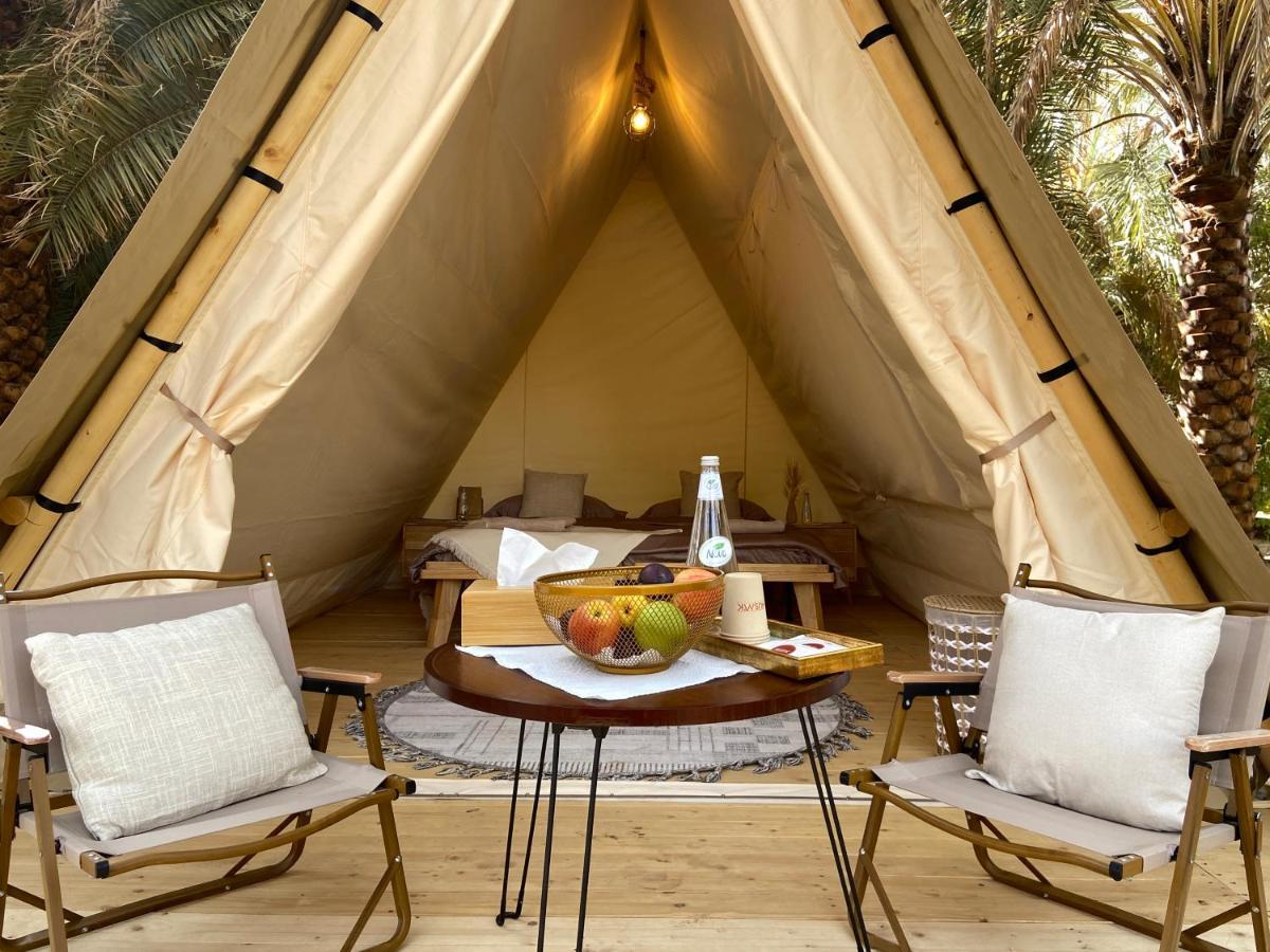 Hotel Husaak Glamping à Al-Ula Extérieur photo