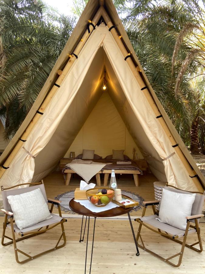 Hotel Husaak Glamping à Al-Ula Extérieur photo